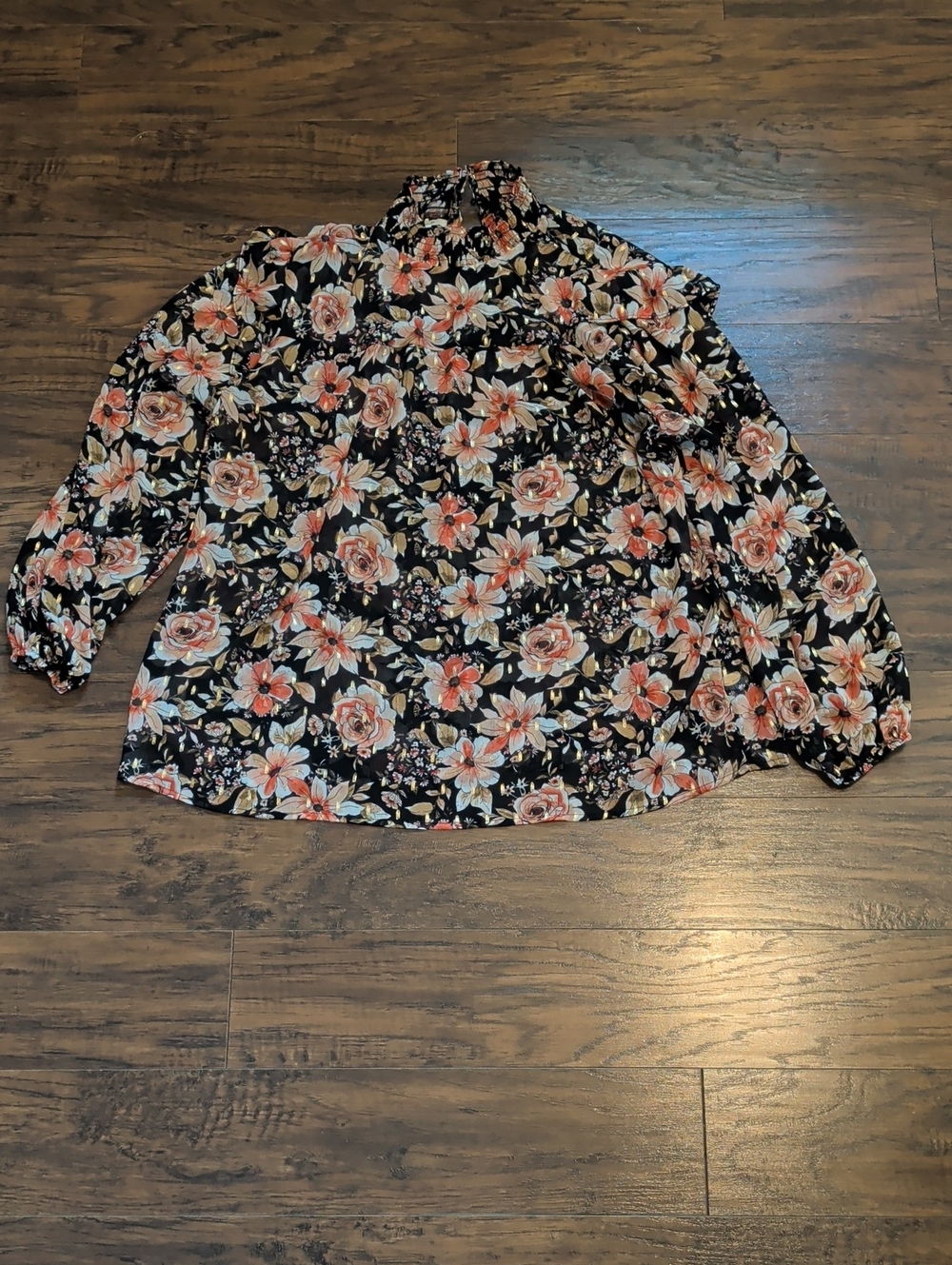 Maurices Black Floral Puff-Sleeve Blouse